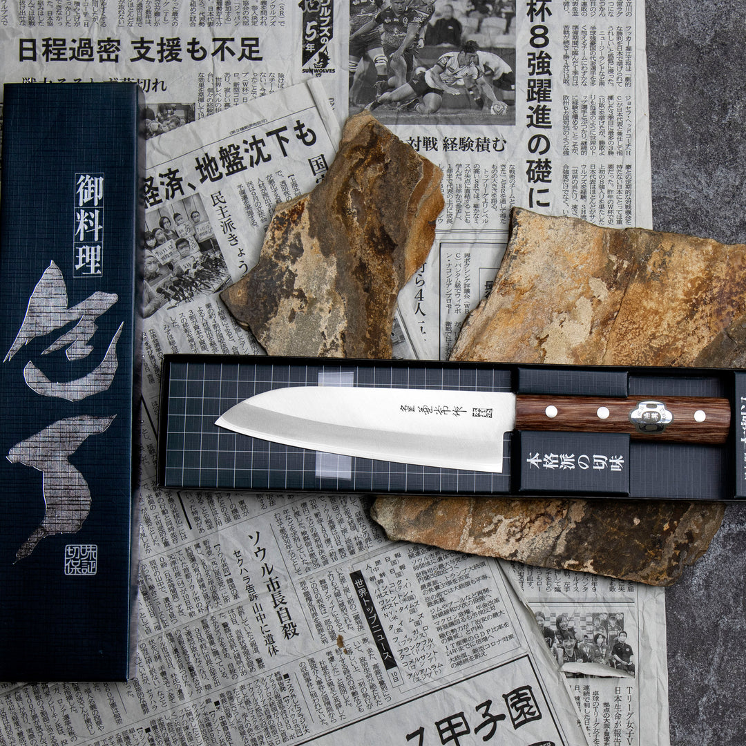 Santoku 16,5 cm Seki Kanetsune 1000 Shirogami#2/SS
