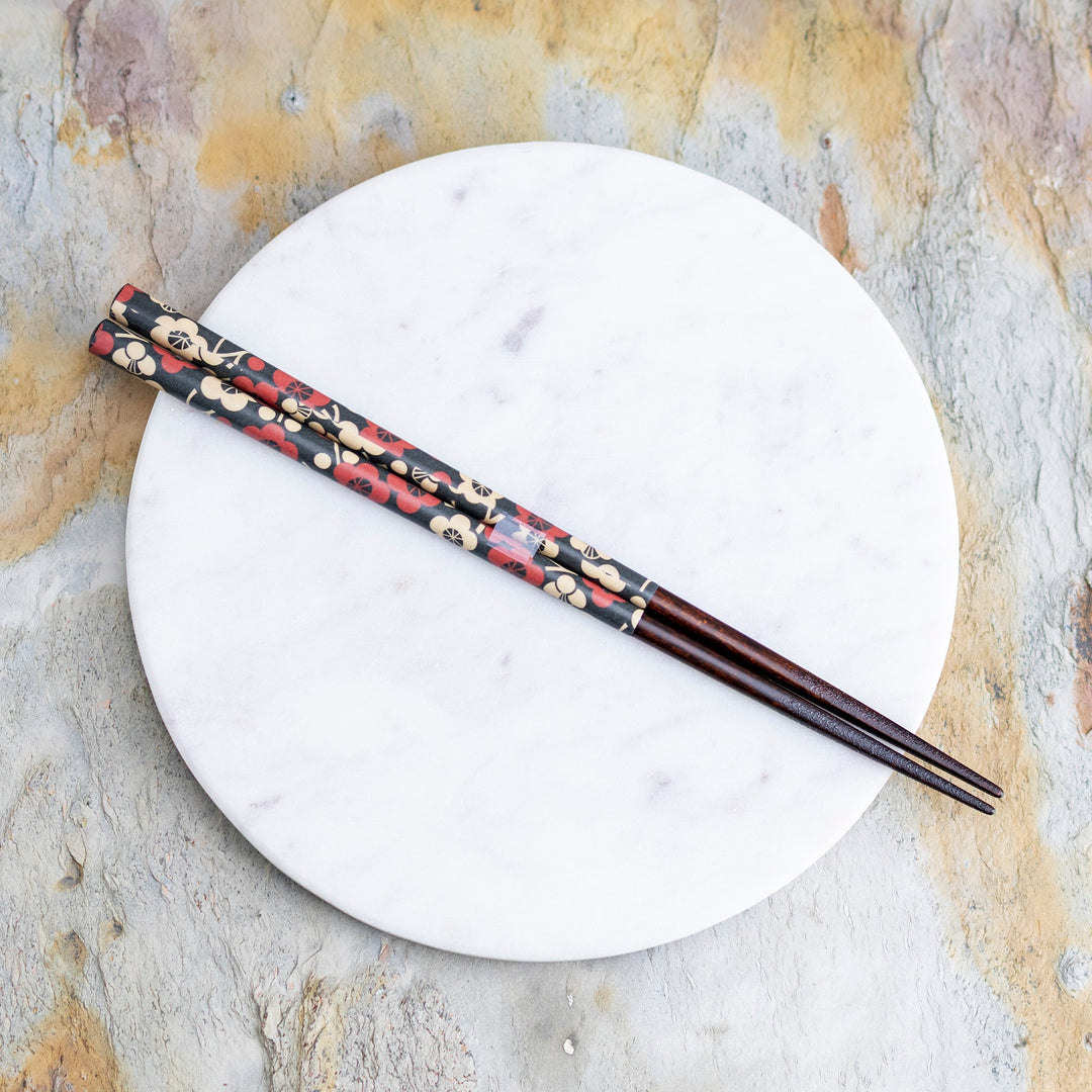 Kawai Japanese Sushi Chopsticks - Ume Black