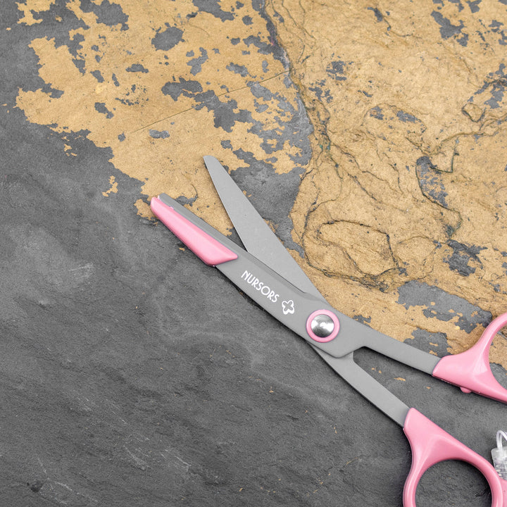 Scissors Nurse Normal bungee 140 mm Pink Silky NS-140SKC