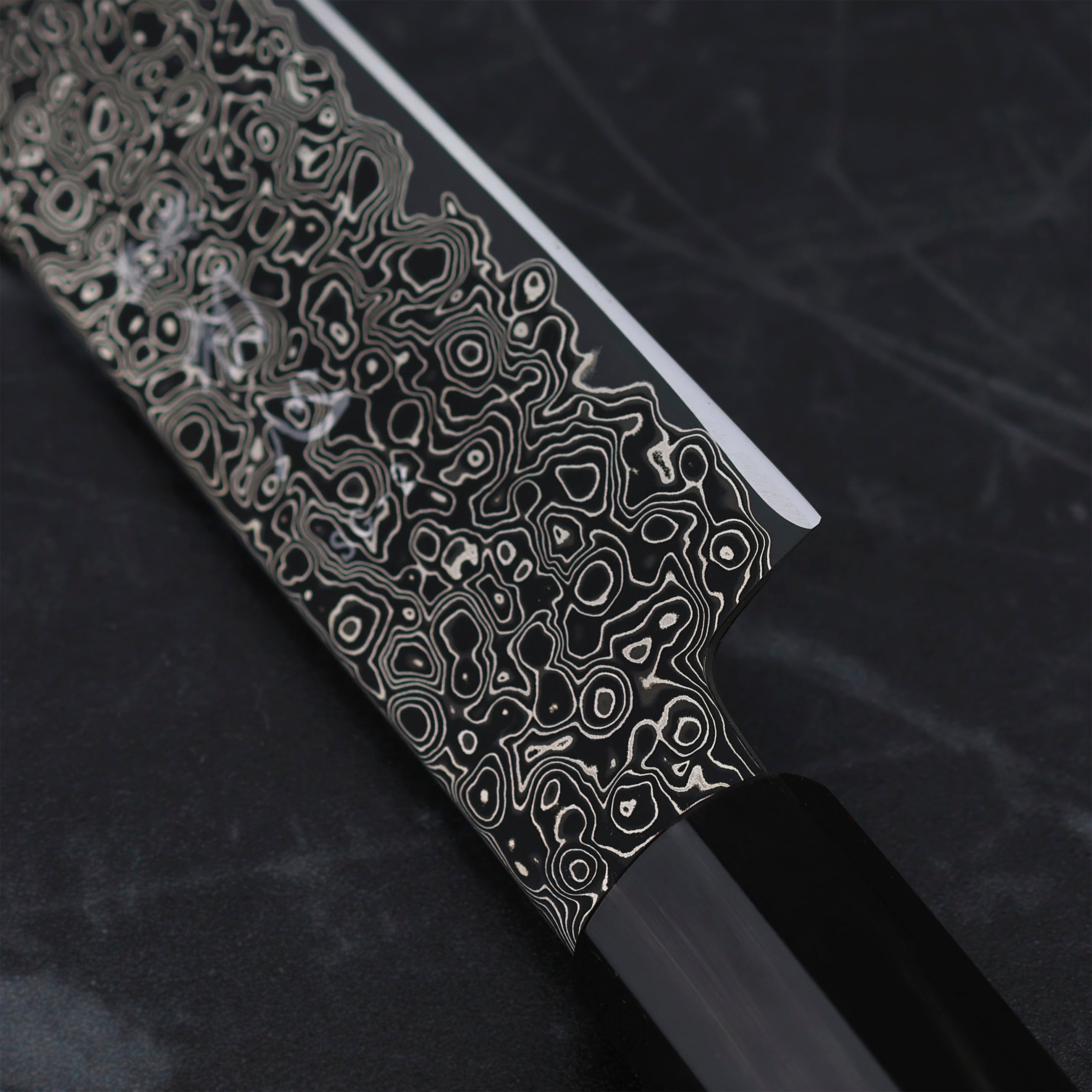 Petty 15 cm Hatsukokoro Saihyo Kurozome SG2 Damascus – Japan