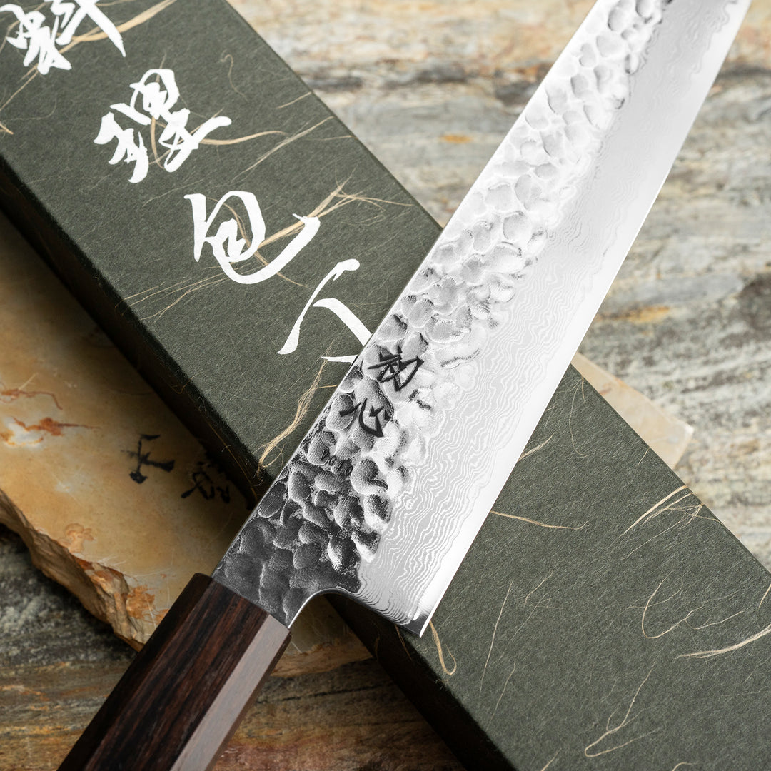 Sujihiki 27 cm Hatsukokoro Hayabusa Damascus VG-10