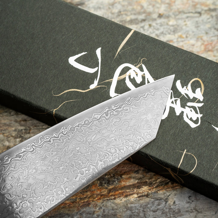 Bunka 17 cm Hatsukokoro Hikari Kurozame Damascus SLD