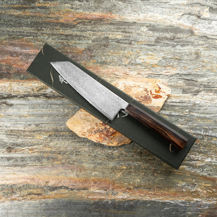 Bunka 17 cm Hatsukokoro Hikari Kurozame Damascus SLD