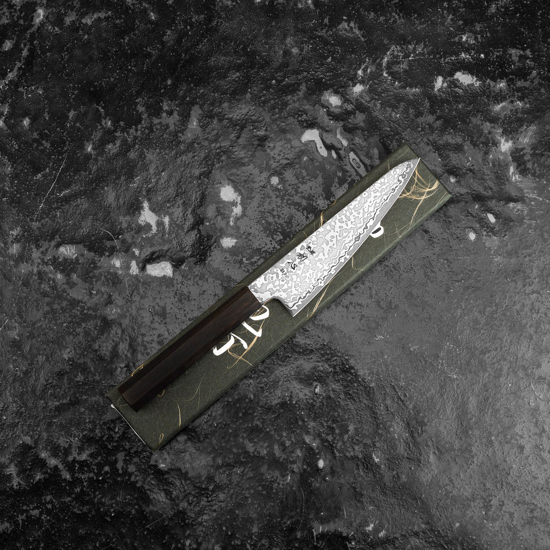 Ko-Santoku 15 cm Hatsukokoro Hikari Kurozame Damascus SLD