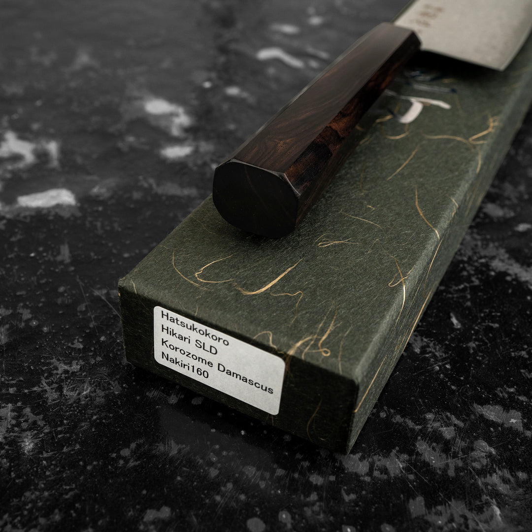 Nakiri 16 cm Hatsukokoro Hikari Kurozame Damascus SLD