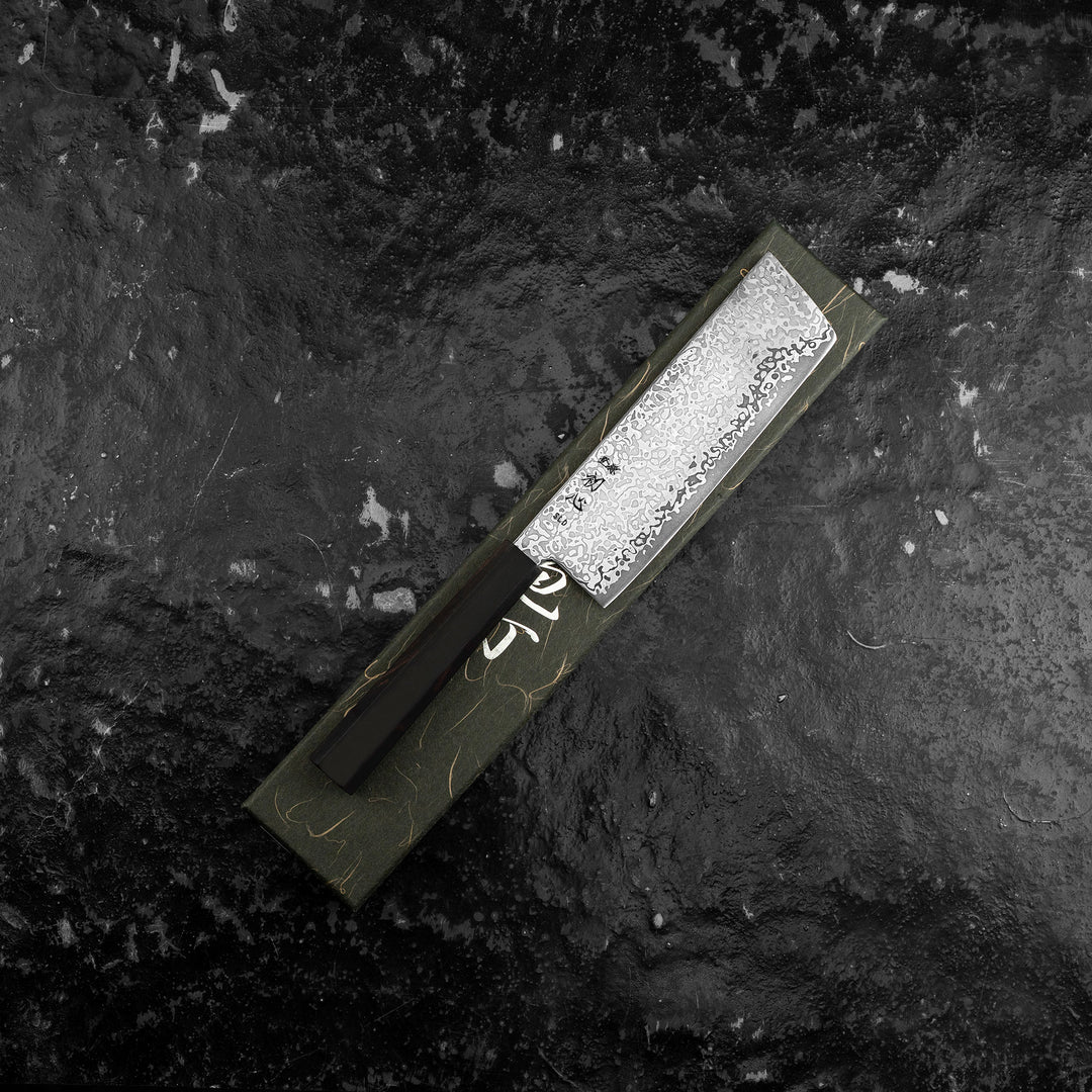 Nakiri 16 cm Hatsukokoro Hikari Kurozame Damascus SLD