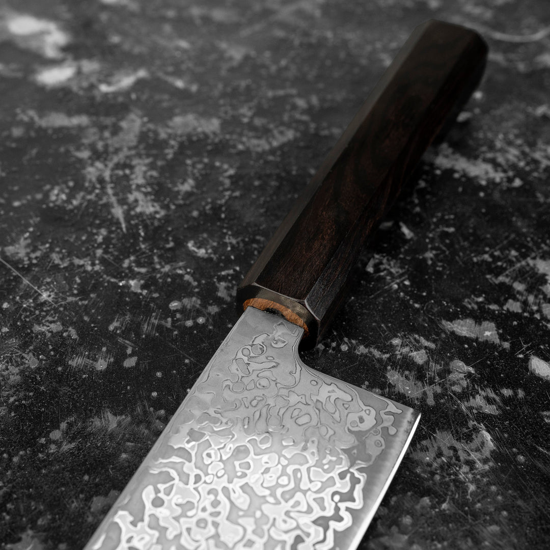 Santoku 17 cm Hatsukokoro Hikari Kurozame Damascus SLD