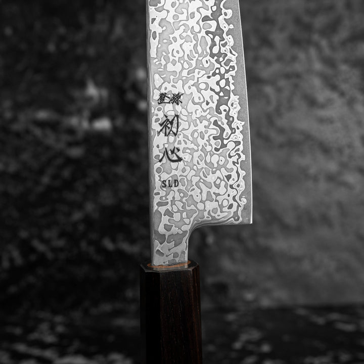 Gyuto 19,5 cm Hatsukokoro Hikari Kurozame Damascus SLD