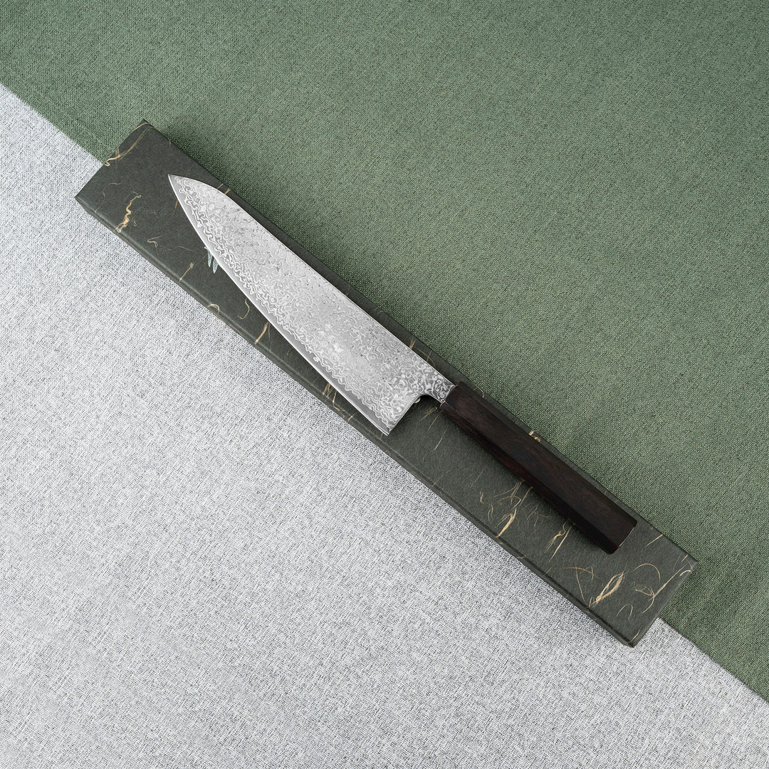 Gyuto 21 cm Hatsukokoro Hikari Kurozame Damascus SLD