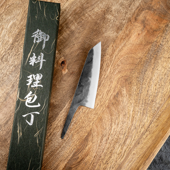 Bunka 12 cm Blank Hatsukokoro Kurogane Kurouchi Aogami#2/Iron