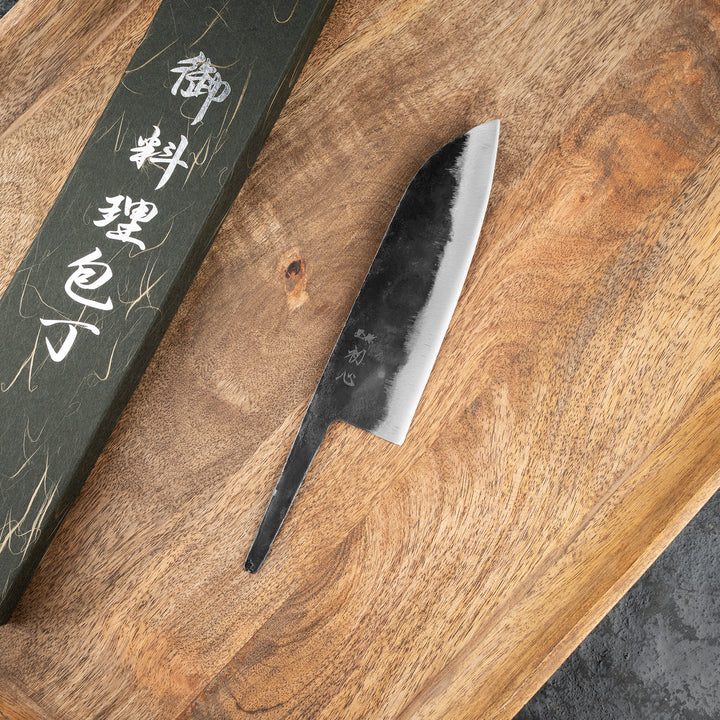 Santoku 16,5 cm Blank Hatsukokoro Kurogane Kurouchi Aogami#2/Iron