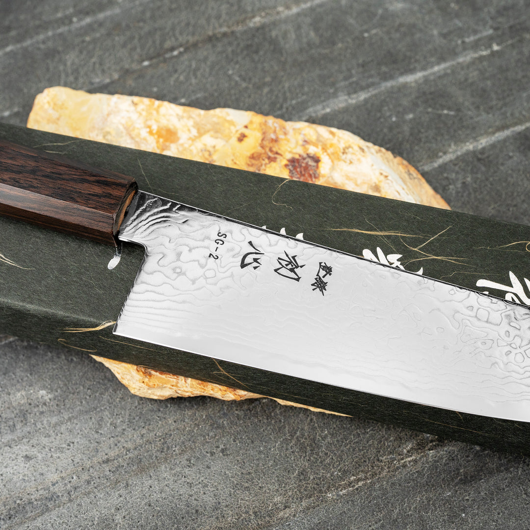 Bunka 17,5 cm Hatsukokoro Ryuhyo Damascus SG2