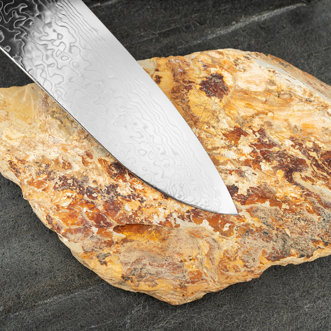 Santoku 17,5 cm Hatsukokoro Ryuhyo Damascus SG2