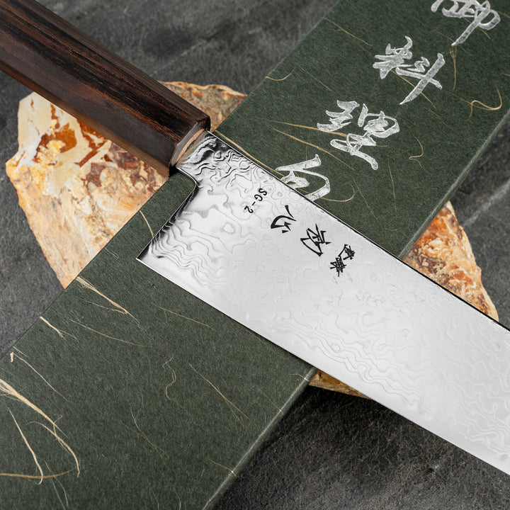 Gyuto 21 cm Hatsukokoro Ryuhyo Damascus SG2