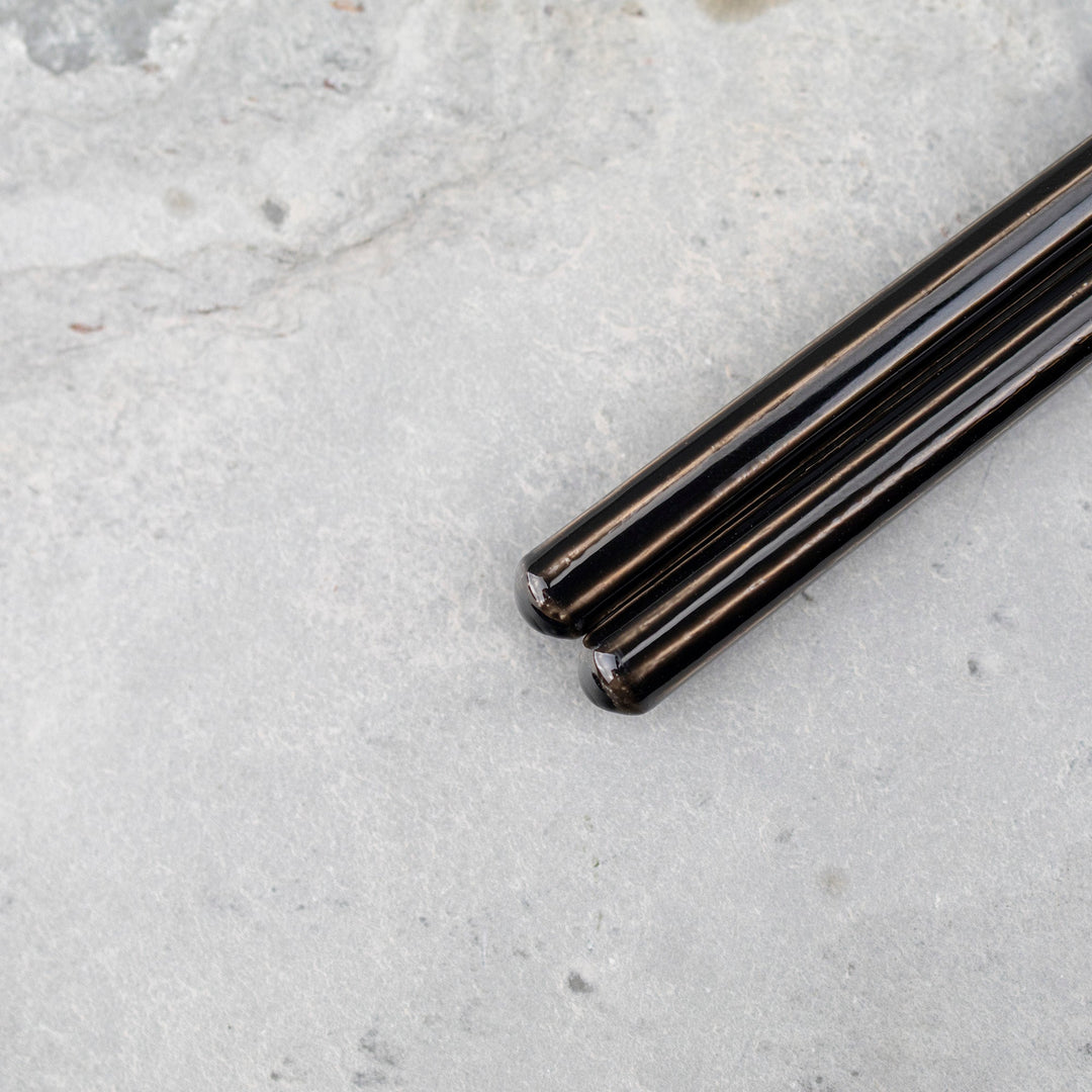 Kawai Japanese Sushi Chopsticks - Isosukashi Kurotsurubami Black