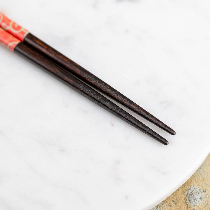 Kawai Japanese Sushi Chopsticks - Karakusa Red