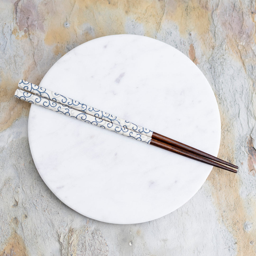 Kawai Japanese Sushi Chopsticks - Karakusa White