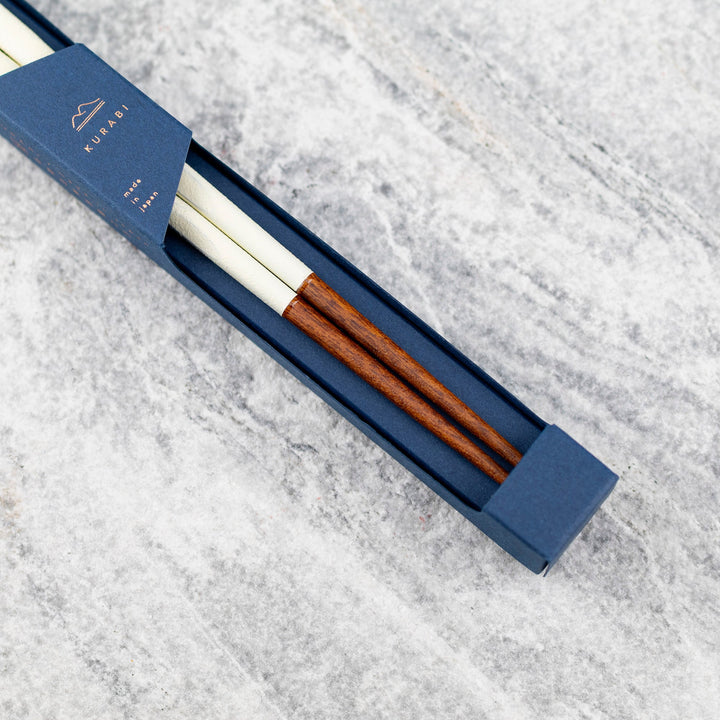 Kawai Japanese Sushi Chopsticks - Kurabi White