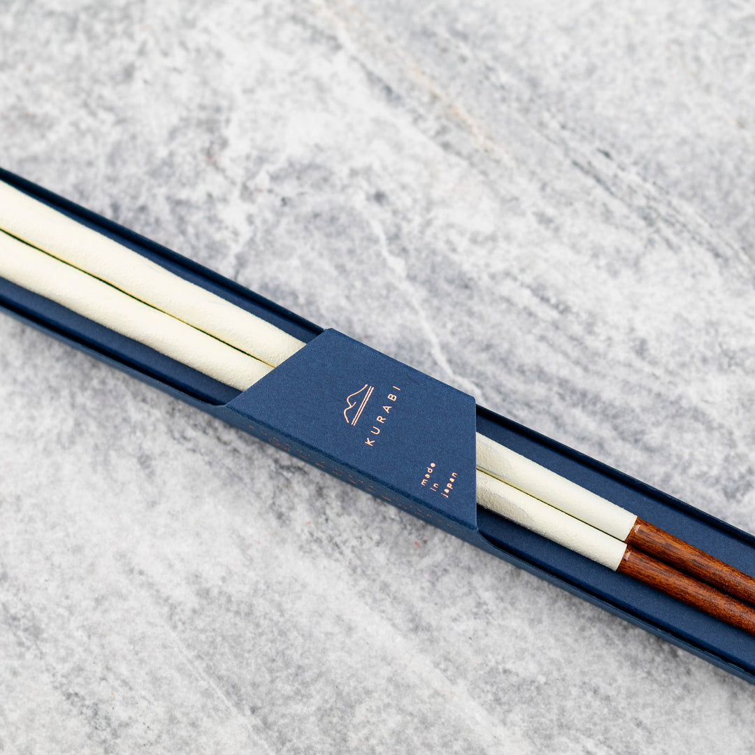 Kawai Japanese Sushi Chopsticks - Kurabi White
