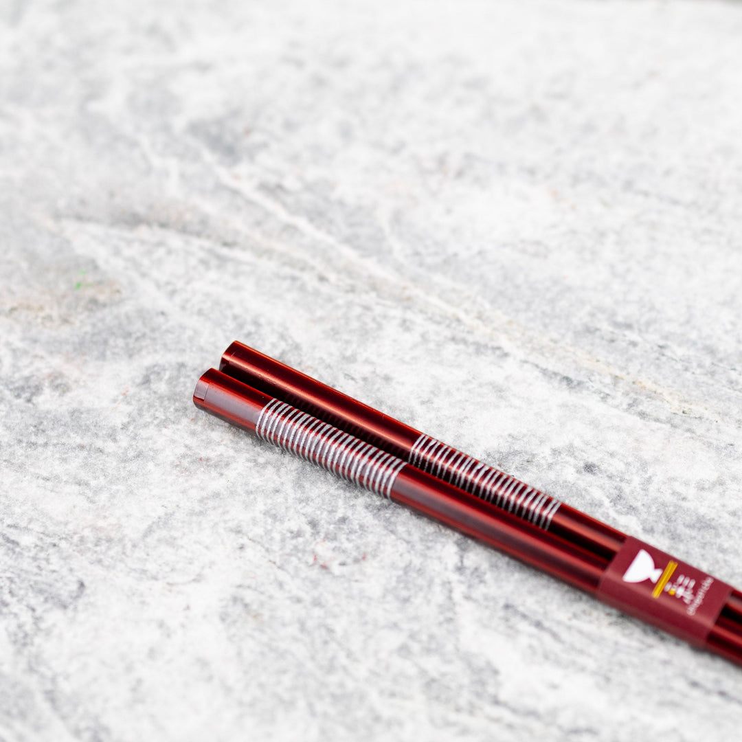 Kawai Japanese Sushi Chopsticks - Rokkaku Yagiri Red