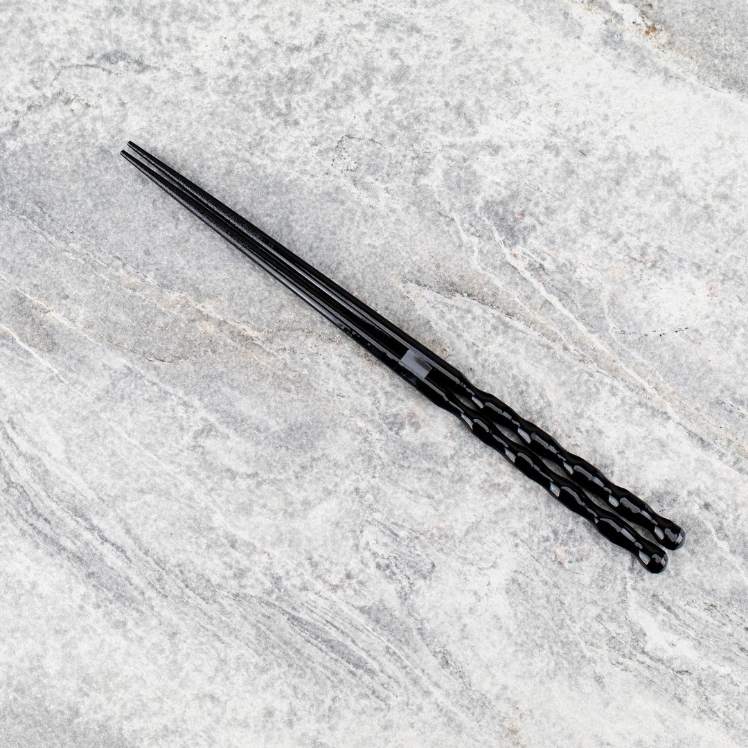Kawai Japanese Sushi Chopsticks - Round Curving Black