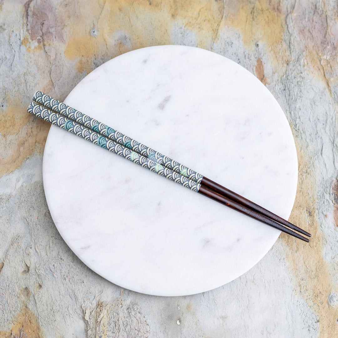 Kawai Japanese Sushi Chopsticks - Seigaiha Blue