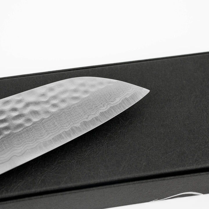 Santoku 17 cm Kunio Masutani Hammered Green Damascus VG-10