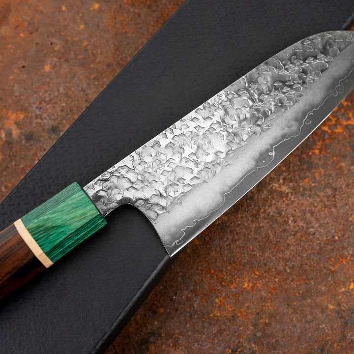 Santoku 16,5 cm Makoto Kurosaki Samidorizuki STRIX