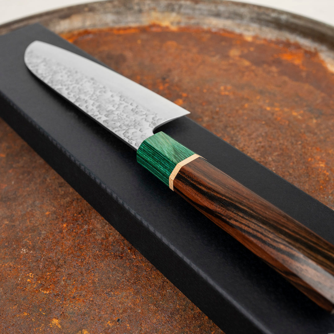 Santoku 16,5 cm Makoto Kurosaki Samidorizuki STRIX