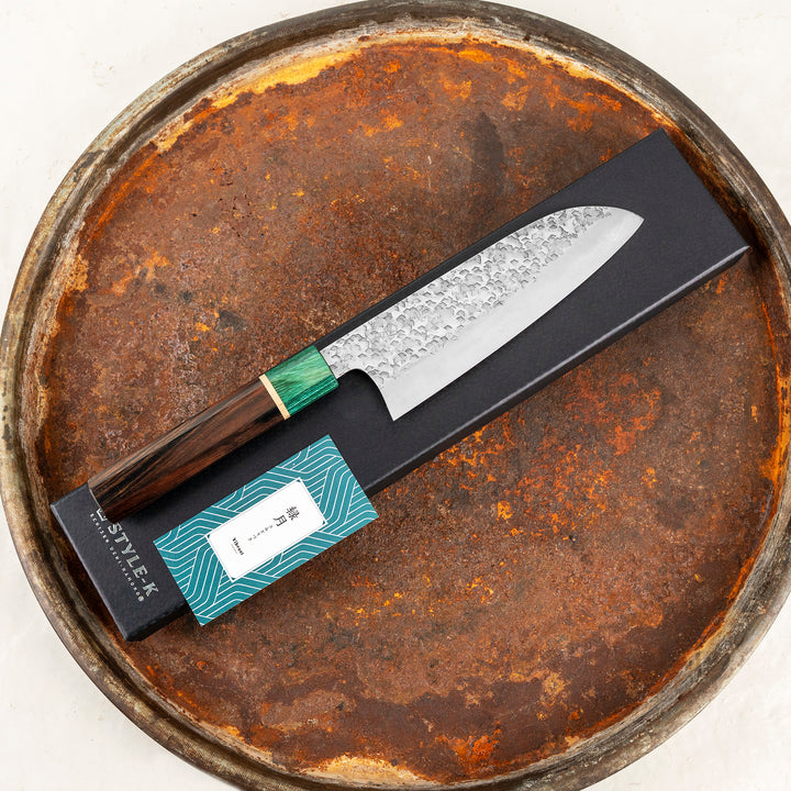 Santoku 16,5 cm Makoto Kurosaki Samidorizuki STRIX
