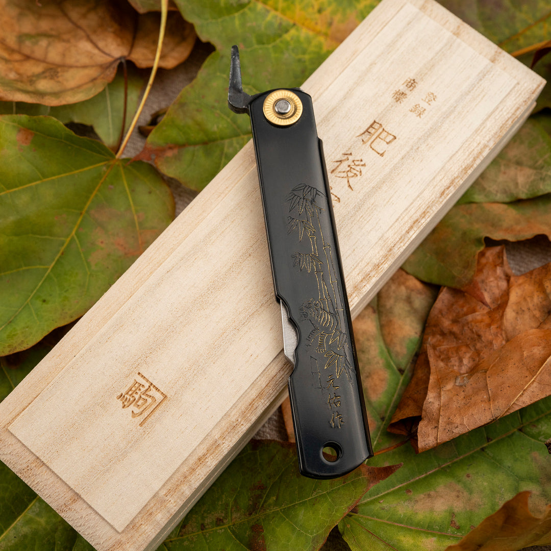 Pocket Knife 7 cm Higonokami Kanekoma Engrawing Black Damascus Aogami#2