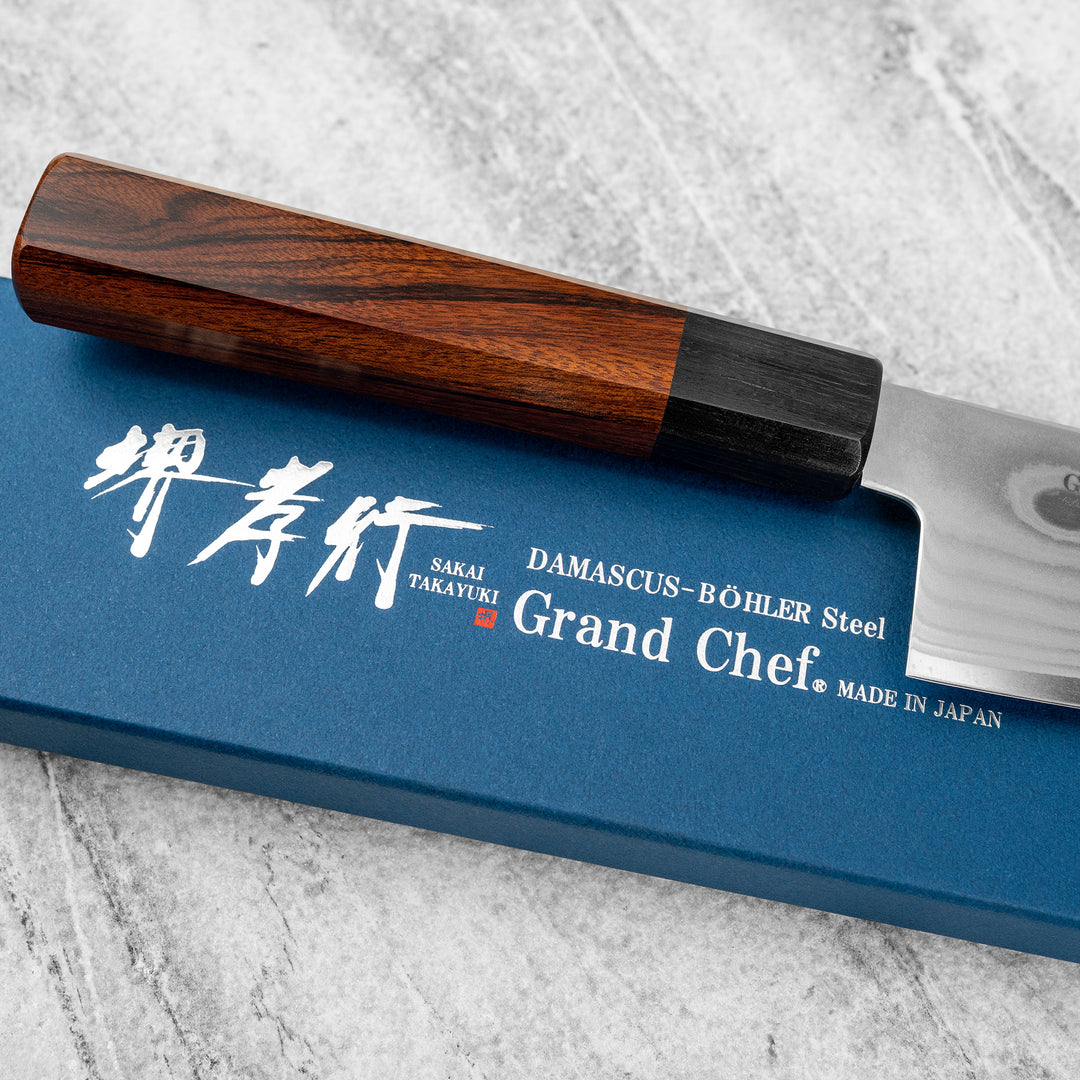 Santoku 18 cm Sakai Takayuki GrandChef Damascus Bohler N685