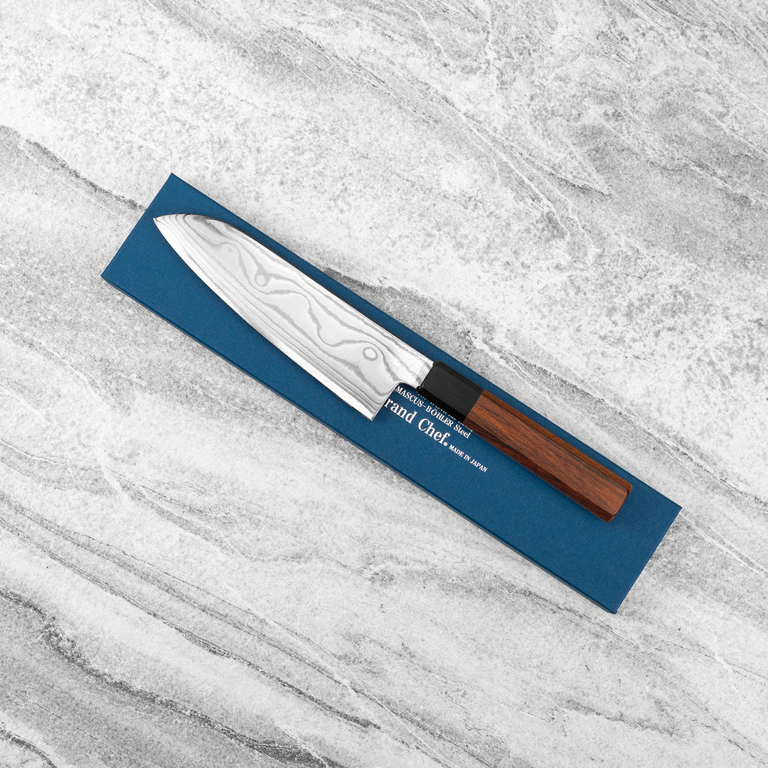 Santoku 18 cm Sakai Takayuki GrandChef Damascus Bohler N685