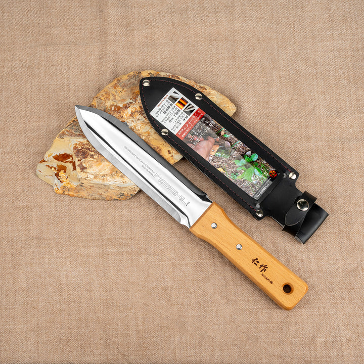 Hori Hori Garden Knife with a 17 cm Serrated Blade Tomita Nisaku