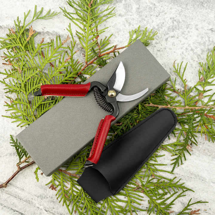 Japanese Red Carbon Mini Pruning Shears 14 cm Toyama Hamono