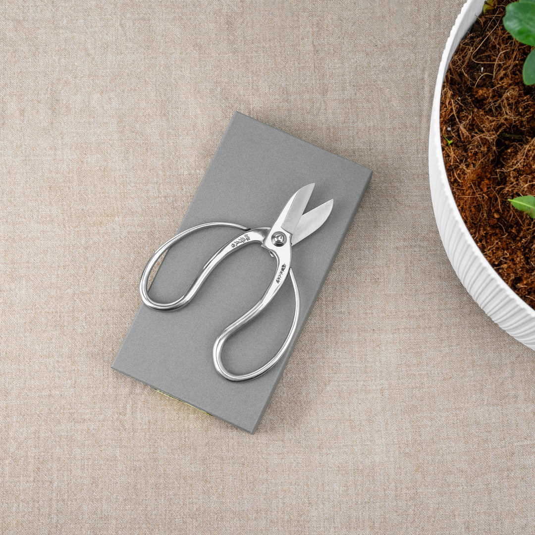 Japanese “Okubo” Stainless Steel Garden Shears, 16.5 cm Toyama Hamono