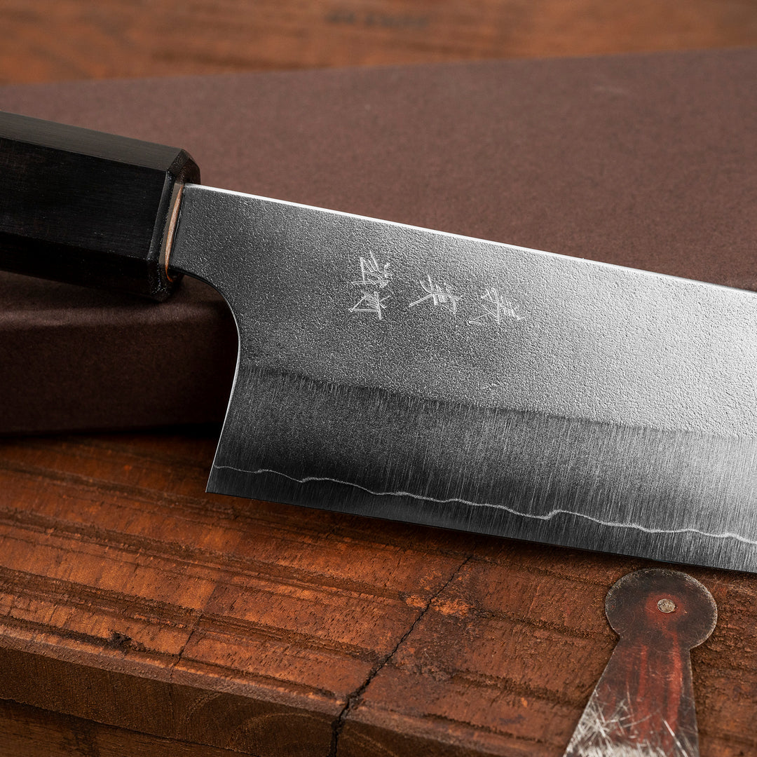 Santoku 17 cm Yoshimi Kato Nashiji Ginsan/SS