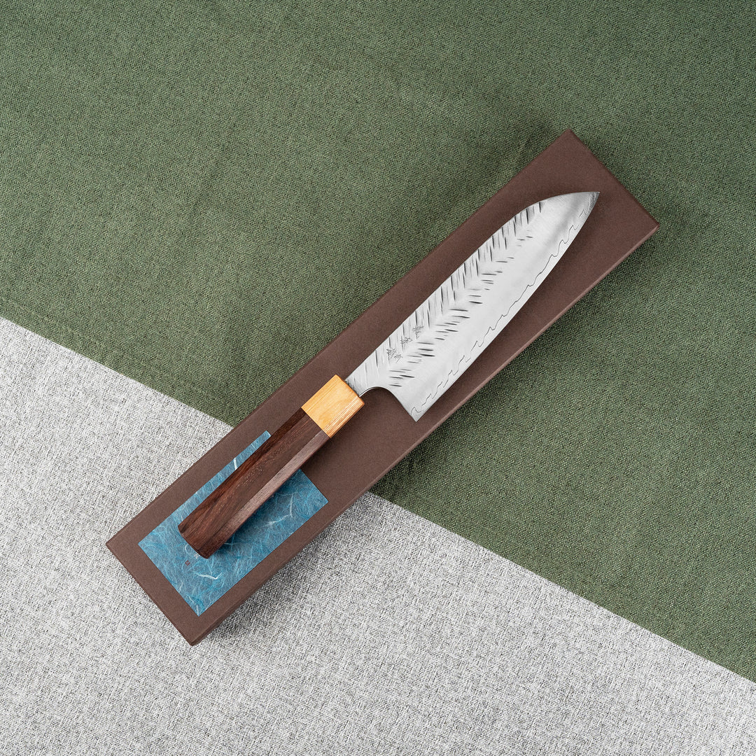 Santoku 17 cm Yoshimi Kato V-Tsuchi SGSTRIX