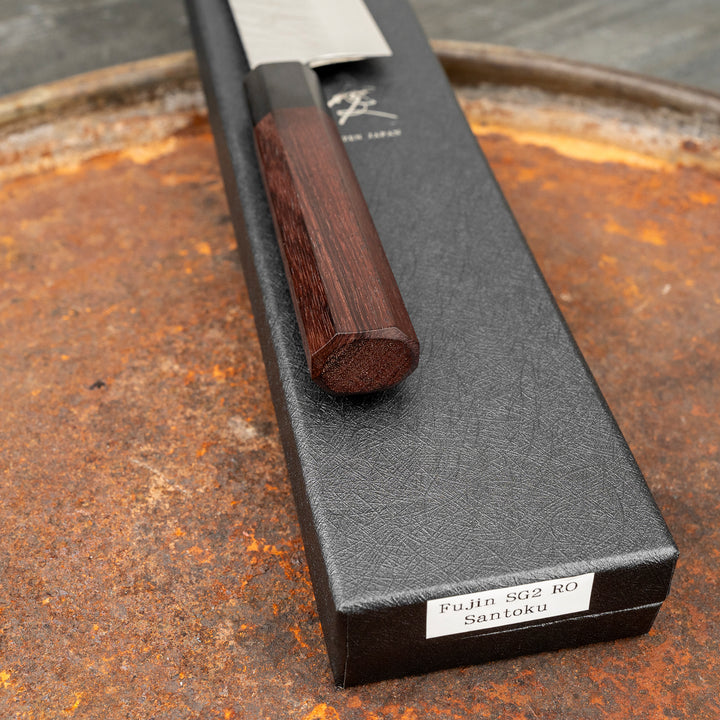 Santoku 16,5 cm Yu Kurosaki Fujin SG2