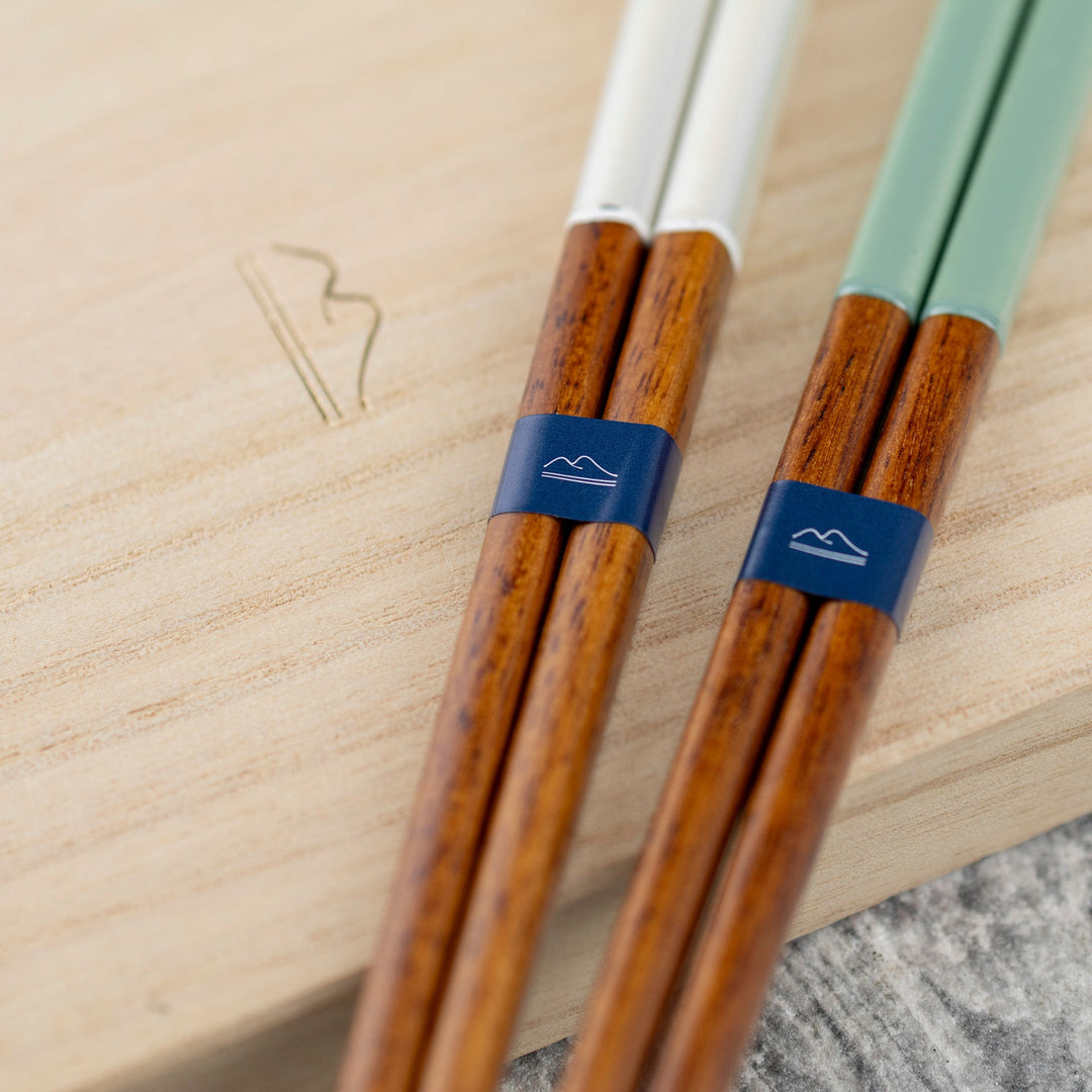 Kawai Japanese Sushi Chopsticks Set - Kurabi Toka