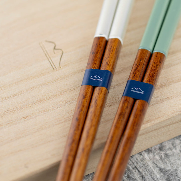 Kawai Japanese Sushi Chopsticks Set - Kurabi Toka