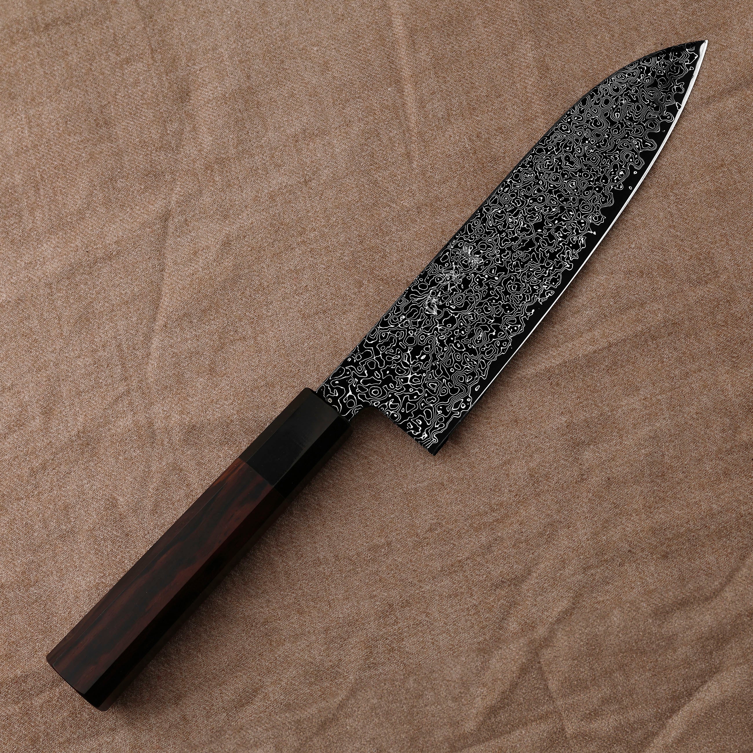 Santoku 18 cm cm Hatsukokoro Saihyo Kurozome SG2 Damascus – Japan