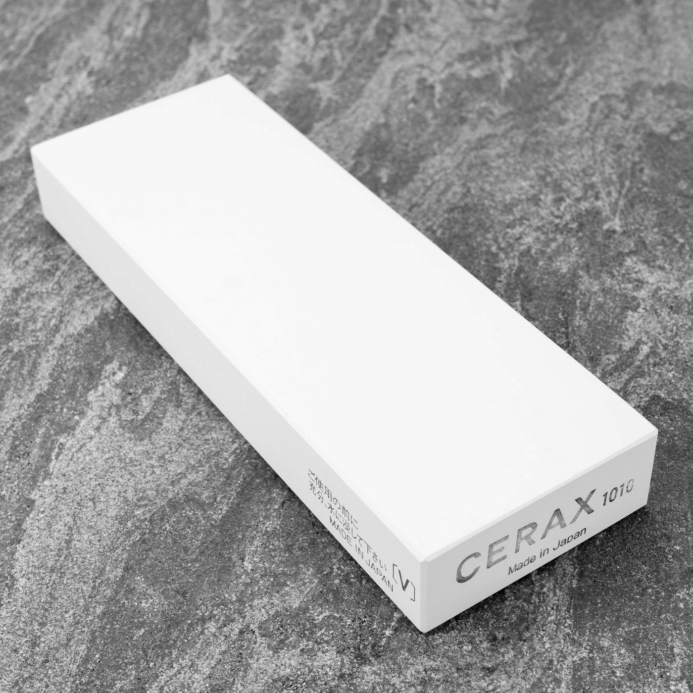 Suehiro CERAX #1000 Grit Ceramic Whetstone – Super High Grade, Soaking Type